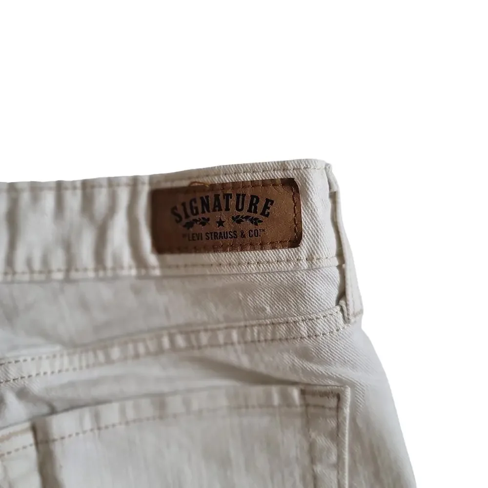 Levi's Signature White Denim Jean Shorts Women's Size 10